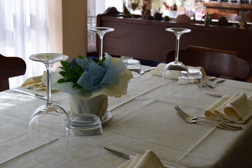 Affittacamere Lago Rotondo Mezzana  Extérieur photo