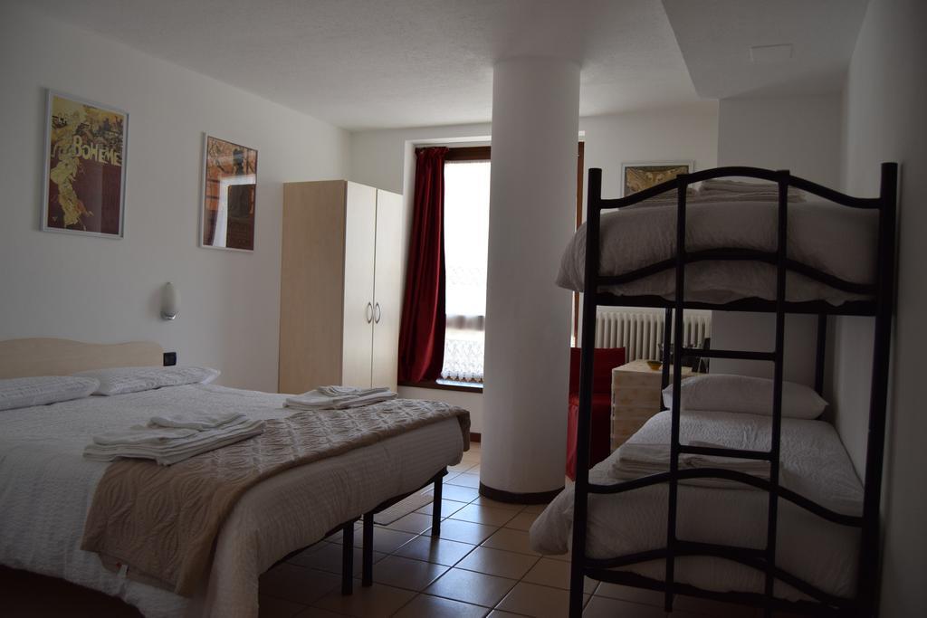 Affittacamere Lago Rotondo Mezzana  Extérieur photo